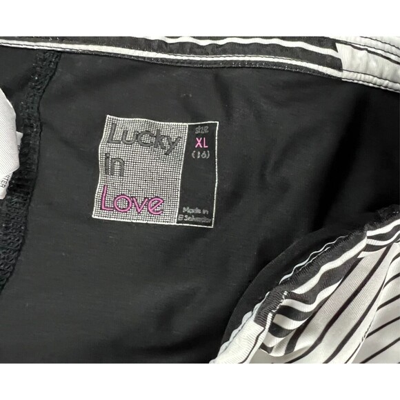 Lucky In Love Black & White Abstract Stripe Love Print Athletic Skort Size XL - Picture 6 of 7